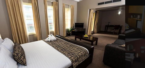The Clarendon Hotel - Holiday Adelaide 0