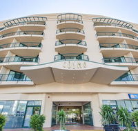 Central Cosmo Apartments - Holiday Adelaide
