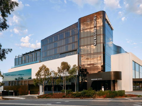 Mercure Melbourne Doncaster - Holiday Adelaide 0