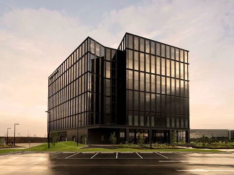 Hyatt Place Melbourne Caribbean Park - Holiday Adelaide 2