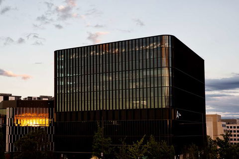 A By Adina Canberra - Holiday Adelaide 0