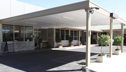 Matilda Motor Inn - Holiday Adelaide 1