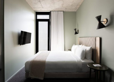 Alex Hotel, Perth - Holiday Adelaide 2