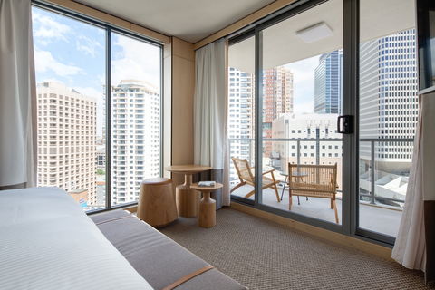 Zara Tower Serviced Apartments - Holiday Adelaide 1