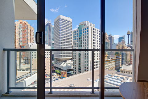 Zara Tower Serviced Apartments - Holiday Adelaide 2