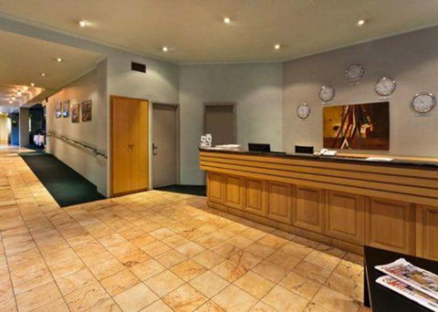 Quality Hotel Manor - Holiday Adelaide 1