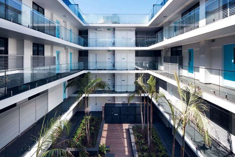 Veriu Camperdown - Holiday Adelaide 1