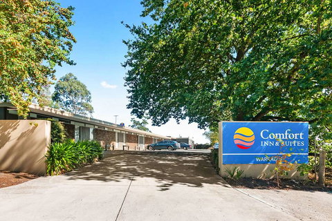 Comfort Inn & Suites Warragul - Holiday Adelaide 1
