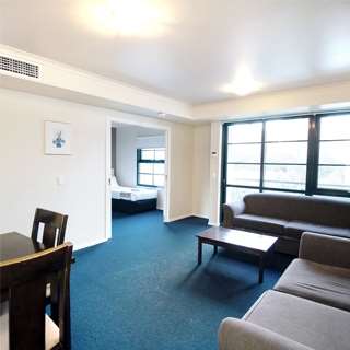 Arrow On Spencer - Holiday Adelaide 2