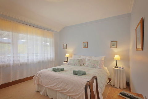 Mole Creek Guest House - Holiday Adelaide 2