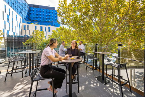 TRYP by Wyndham Pulteney Street - Holiday Adelaide 1