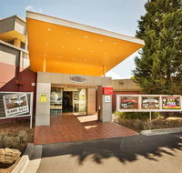 Nightcap at Coolaroo Hotel - Holiday Adelaide