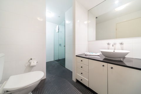 Astra Apartments Sydney CBD - Holiday Adelaide 1