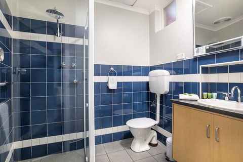 Watermark Glenelg - Holiday Adelaide 1