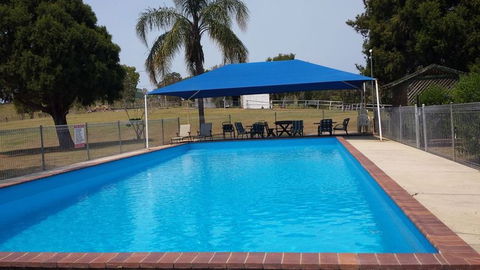 Jacaranda Motor Lodge - Holiday Adelaide 2