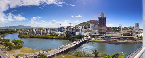 Hotel Grand Chancellor Townsville - Holiday Adelaide 0