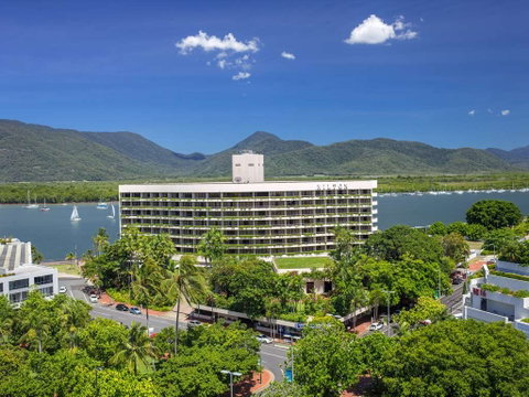 Hilton Cairns - Holiday Adelaide 2