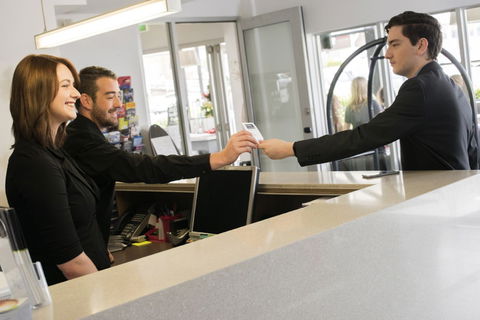 Chino Hotel - Holiday Adelaide 1