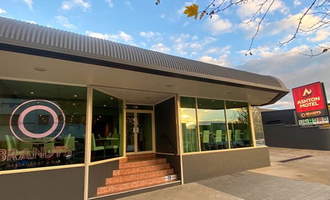 Ashton Townhouse Motel & Suites Tumut - Holiday Adelaide 0
