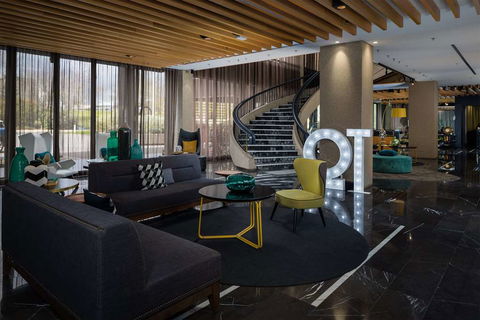 QT Canberra - Holiday Adelaide 2