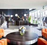 Ramada Encore by Wyndham Belconnen - Holiday Adelaide