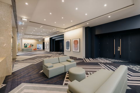 Voco Brisbane City Centre - Holiday Adelaide 9