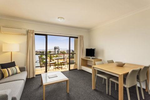 Aligned Corporate Residences Townsville - Holiday Adelaide 4
