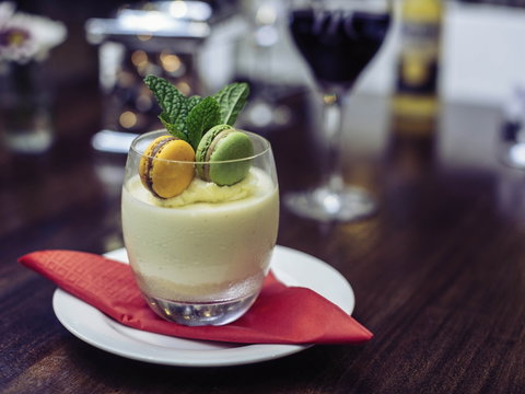Mercure Townsville - Holiday Adelaide 10