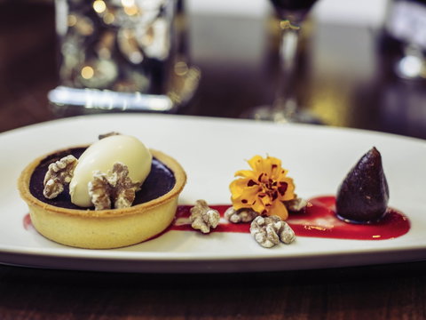 Mercure Townsville - Holiday Adelaide 11