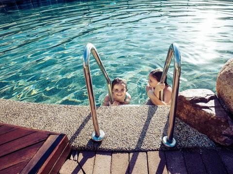 Mercure Townsville - Holiday Adelaide 13