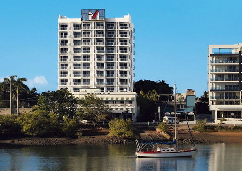 Oaks Metropole Hotel - Holiday Adelaide 0