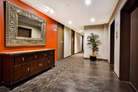 Madison Plaza Townsville - Holiday Adelaide 3