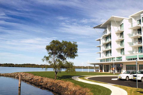 Ramada Hotel & Suites Ballina - Holiday Adelaide 0