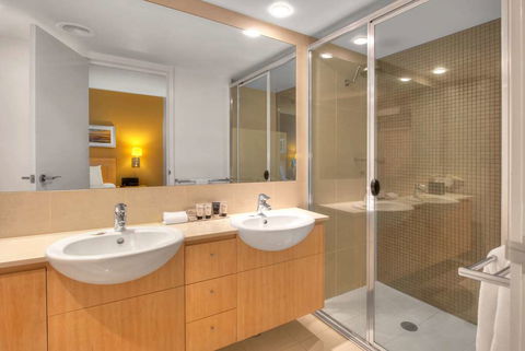 Ramada Hotel & Suites Ballina - Holiday Adelaide 7