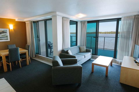Ramada Hotel & Suites Ballina - Holiday Adelaide 9