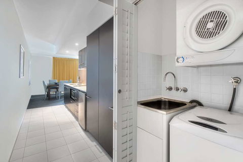 Ramada Hotel & Suites Ballina - Holiday Adelaide 17