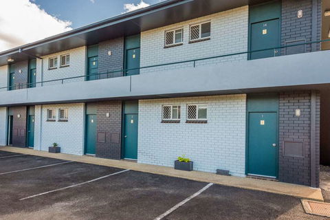 Comfort Inn All Seasons - Holiday Adelaide 1