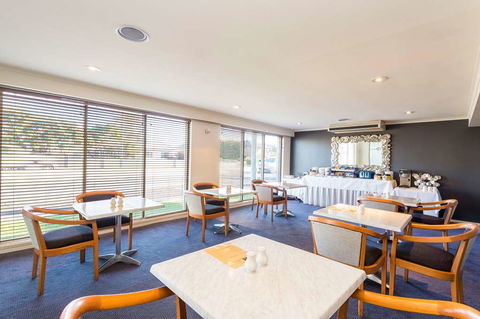 Comfort Inn All Seasons - Holiday Adelaide 15
