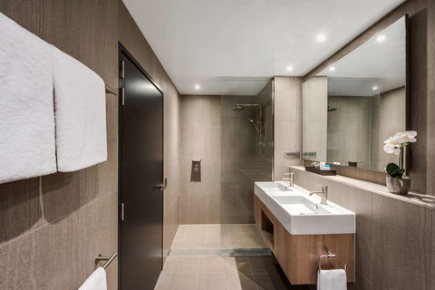 Vibe Hotel North Sydney - Holiday Adelaide 10