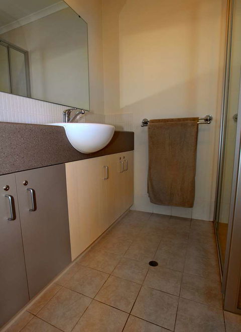 Aspen Karratha Village - Holiday Adelaide 2