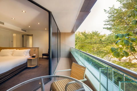 Crowne Plaza Canberra - Holiday Adelaide 14