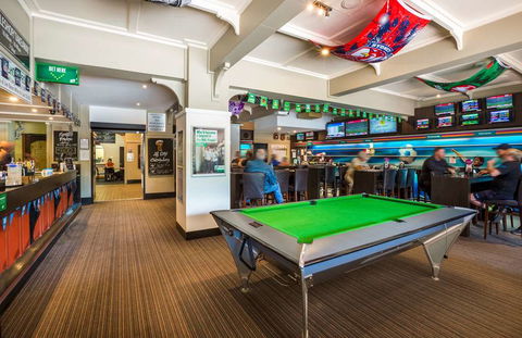 Nightcap at Regents Park Hotel - Holiday Adelaide 7