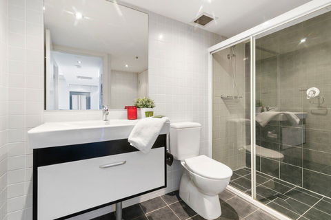 Astra Apartments Parramatta - Holiday Adelaide 3