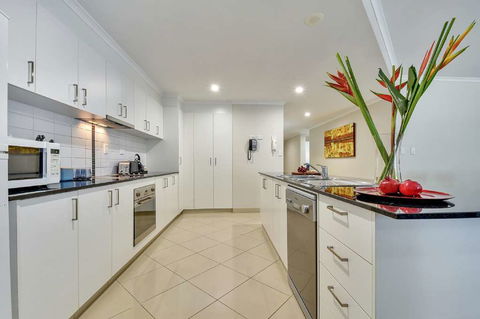 Argus Apartments Darwin - Holiday Adelaide 16