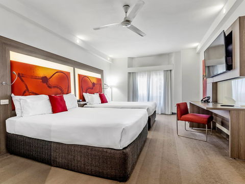Novotel Darwin Atrium - Holiday Adelaide 7