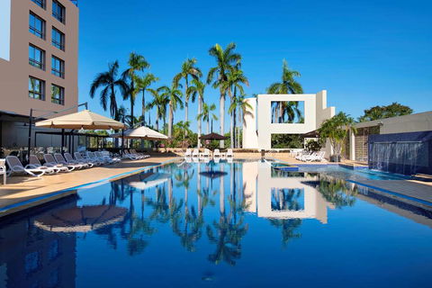 DoubleTree by Hilton Esplanade Darwin - Holiday Adelaide 6