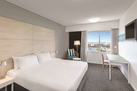 Vibe Hotel Darwin Waterfront - Holiday Adelaide 10