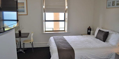 Kangaroo Island Seafront Resort - Holiday Adelaide 0