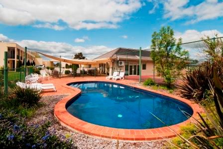 Nagambie Waterfront Motel - Holiday Adelaide 2
