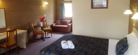 Hepburn Springs Motor Inn - Holiday Adelaide 1